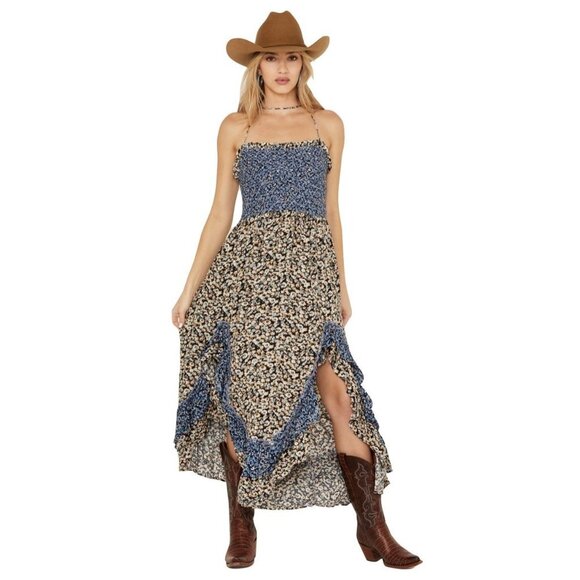 Free People Dresses & Skirts - Free People One I Love sundrenched midi-dress with smocked bodice
